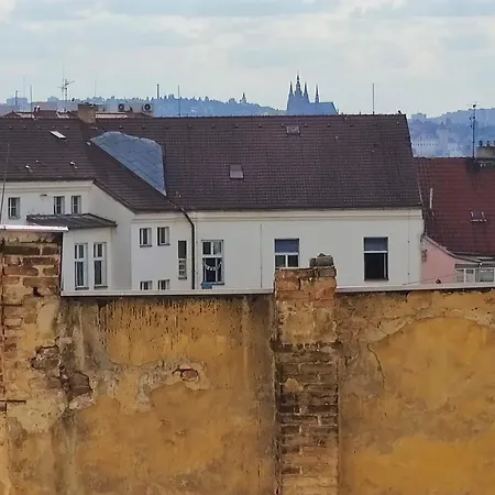 Maison d'hôtes Zizkov - Close To Center